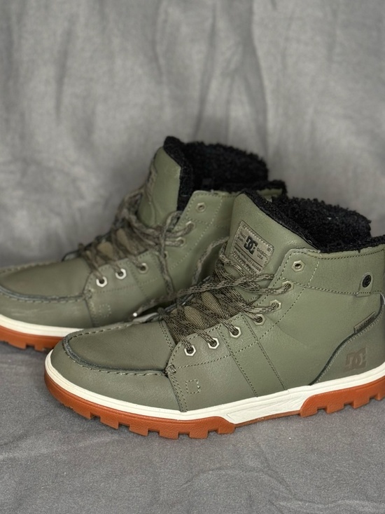 DC Shoes Men’s Woodland Winter Boots Olive Green Leather Sherpa Lined Rare main image 6
